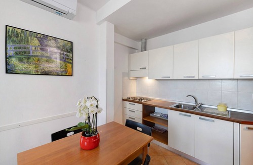 Finale Ligure Apartment | Apartment 'La Realidad 4' with Shared Pool, Wi-Fi and Air Conditioning