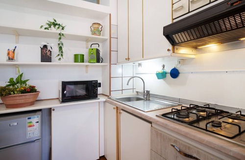 Piani-Ciapin Apartment | Apartment 'Mare, Sole, Eucalipto' with Sea View, Private Terrace and Air Conditioning