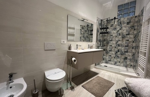 Savona Apartment | Apartment 'Mary' with Balcony, Wi-Fi and Air Conditioning