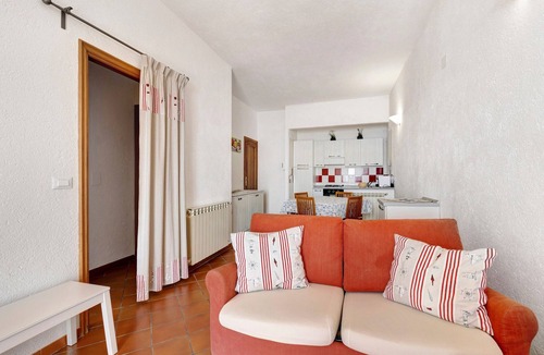Finale Ligure Apartment | Apartment "Oleandro" with Sea View, Garden & Wi-Fi