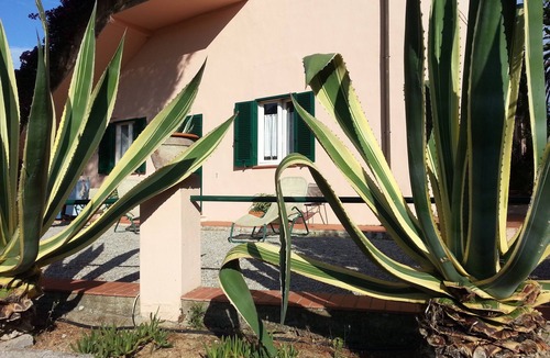 Porto Azzurro Apartment | Apartment Pensatorio at Villa San Giuseppe