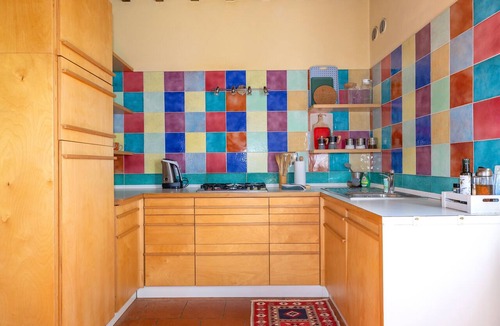Riparbella Apartment | Apartment 'Piccolo Paradiso - Farfalla' with Shared Pool, Wi-Fi and Air Conditioning