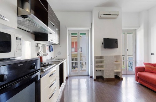 Quartiere XXVII Primavalle Apartment | Apartment 'Pinetina Roma' with Balcony, Wi-Fi and Air Conditioning