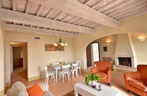 Trequanda Apartment | Apartment Pino by Interhome