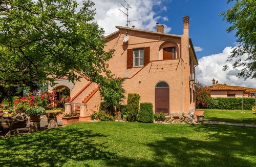 Grosseto Apartment | Apartment 'Principina tra mare e natura' with Shared Pool, Wi-Fi and Air Conditioning