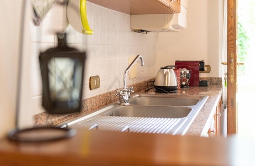 Lisciano Niccone Apartment | Apartment "Pugnano Alto - Grano" with Shared Pool and Wi-Fi