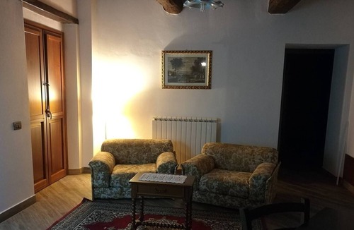 Fratta Apartment | Apartment Rosa with 2 bedrooms and outdoor shared pool