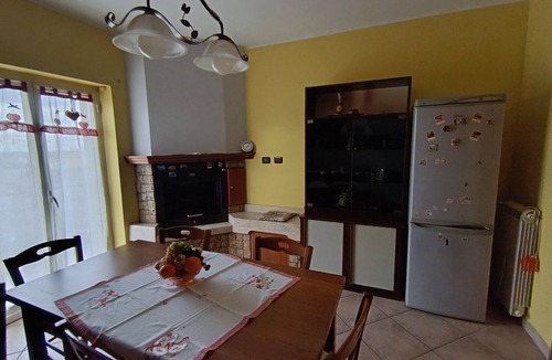 Vetralla Apartment | Apartment "Sara's Home Vetralla" with Balcony and Wi-Fi
