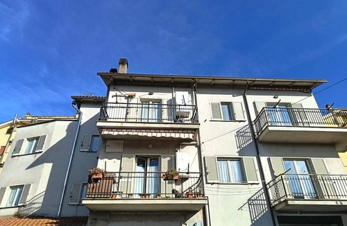 Vetralla Apartment | Apartment "Sara's Home Vetralla" with Balcony and Wi-Fi