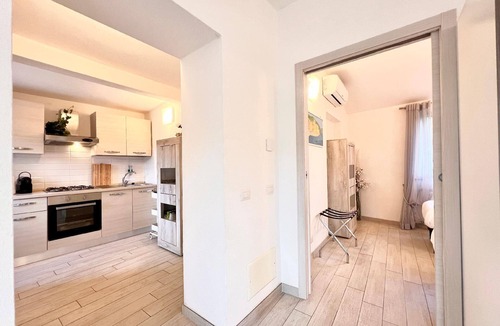 San Massimo Apartment | Apartment second floor with parking and garden