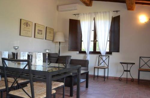 Casalappi Apartment | Apartment Superior Drei-Zimmer-Wohnung mit Garten und Pavillon by Interhome