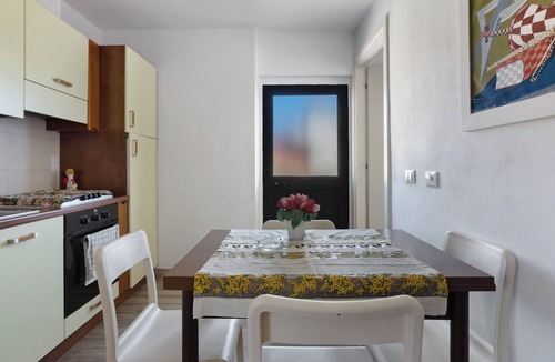 Corvara Apartment | Apartment 'Tulipani' with Mountain View, Balcony and Wi-Fi