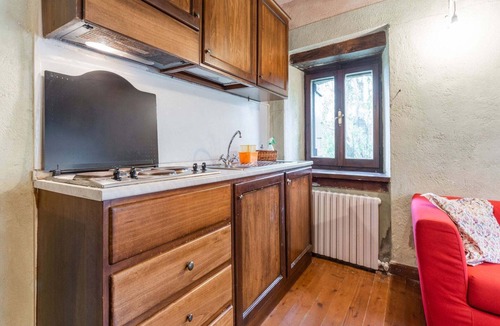 Assisi Cottage | Apartment with swimming pool near the forest