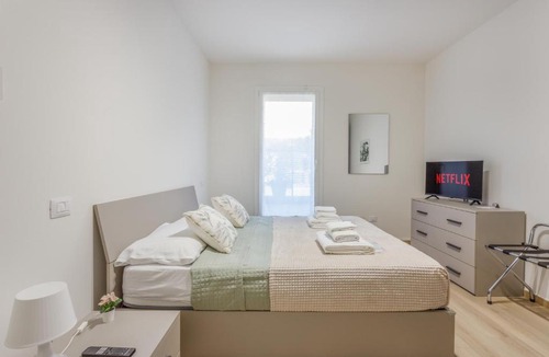 Reggio nell'Emilia Apartment | Appartamenti Via Emilia 11