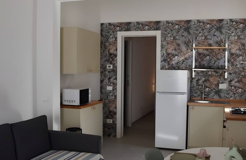 Fiumaretta Apartment | Appartamento 2M close to the Beach with Balcony & Wi-Fi