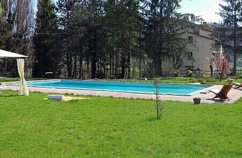 Montone House | Appartamento Aria A: A characteristic apartment surrounded by meadows and by green hills, with Free WI-FI.