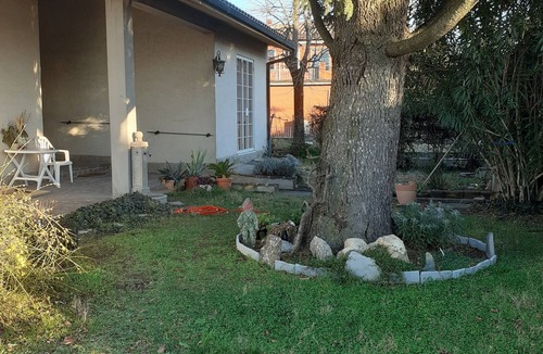 Castenaso Apartment | Appartamento -cedro del Libano con Giardino e Parcheggio Privato
