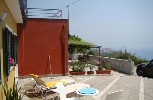 Poggi Apartment | Appartamento con due camere da letto vista mare