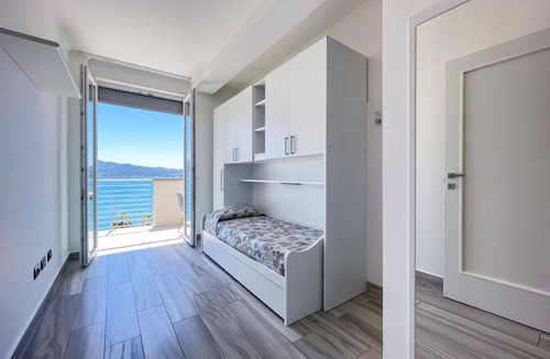 Portoferraio Apartment | APPARTAMENTO FRONTE MARE N. 20 - FRONTE MARE N.20