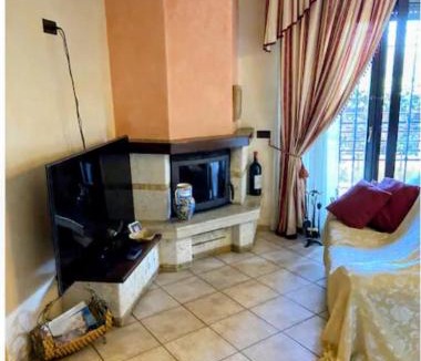 Rome Province Apartment | Appartamento grande e luminoso