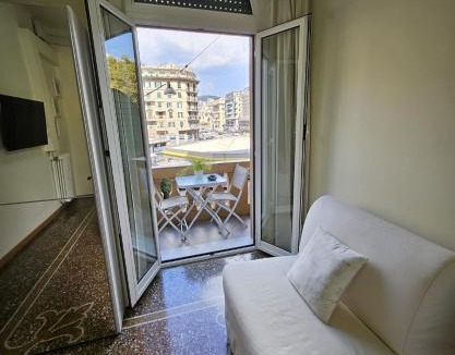 San Fruttuoso Apartment | APPARTAMENTO MARASSI