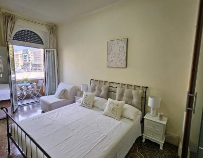 San Fruttuoso Apartment | APPARTAMENTO MARASSI