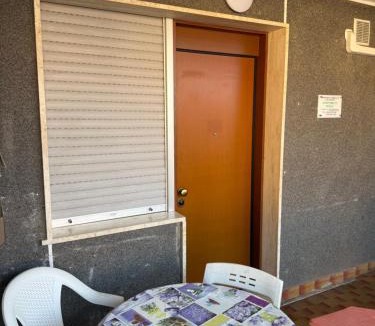 Ventimiglia Apartment | APPARTAMENTO MICKI 1 CAMERA e Soggiorno