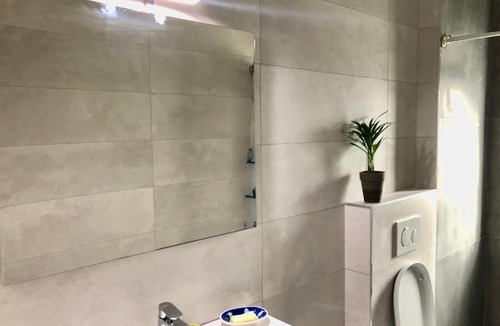 Vittoria House | APPARTAMENTO MODERNO E VERDEGGIANTE