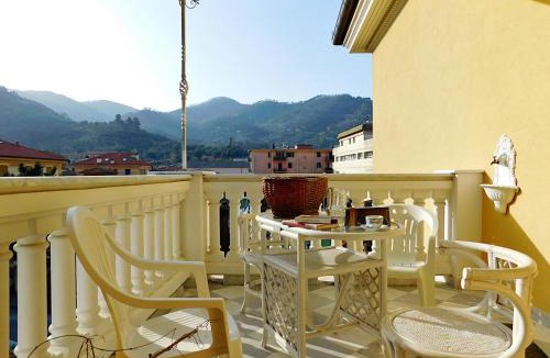 Levanto Apartment | Appartamento signorile in villa!
