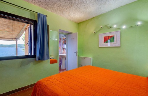 Bagno-Sprizze Other | Appartamento Taccola - Agriturismo Cotetonda by the Sea with Private Terrace