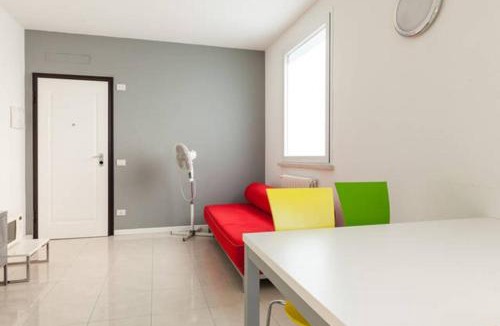Torre Pedrera Apartment | Appartamento Via Giumbo