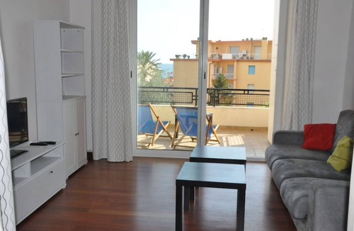 Ospedaletti Apartment | Appartamento Vista Mare 100mq + Terrazzo 100mq + Balcone