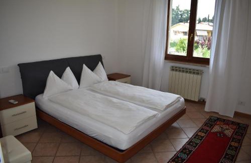 Colà Di Lazise Apartment | Appartment Le Tende - Pool,Family- friendly, TV, Wlan