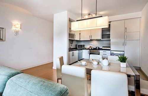 Lagos Apartment | Apt. Casa Tini, across the Lagos Marina and close to the center