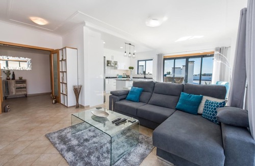 Meia Praia Apartment | Apt. Casa Vista Mar, with huge private terrace ans shared pool