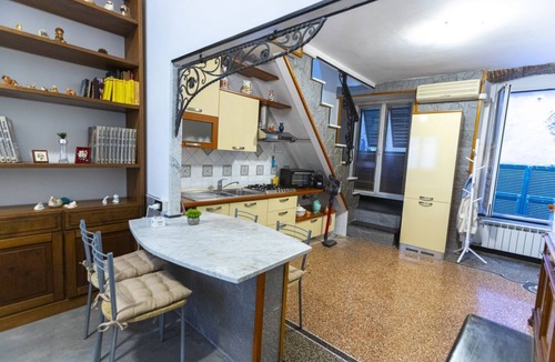 Pre Apartment | [Aquarius 1']Free WiFi & Netflix Typical by TILO