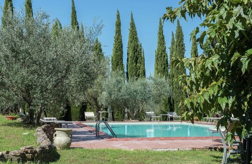 Castelnuovo di Val di Cecina House | Atmospheric apartment in authentic house near beautiful Sasso Pisano
