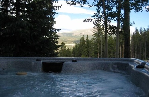 Timber Trail House | August Availability! Great Layout/Views/HotTub/PoolTable/Grills/HikeOutTheDoor!