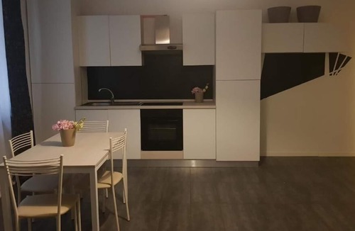 Dergano Apartment | AURORA APARTMENT