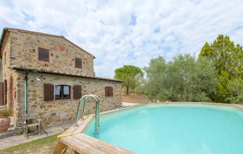 Castelnuovo di Val di Cecina House | Awesome Home In Castelnuovo Val Di Cec