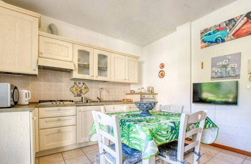 San Salvatore Apartment | Awesome apartment in Cogorno with WiFi
