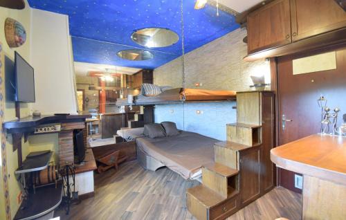 Micigliano Apartment | Awesome Apartment In Micigliano With Wifi