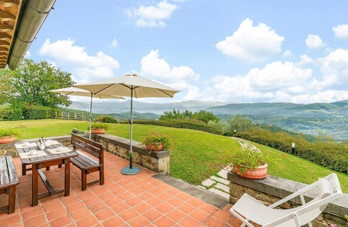 Porrena House | Awesome home in Poppi with private swimming pool, can be inside or outside