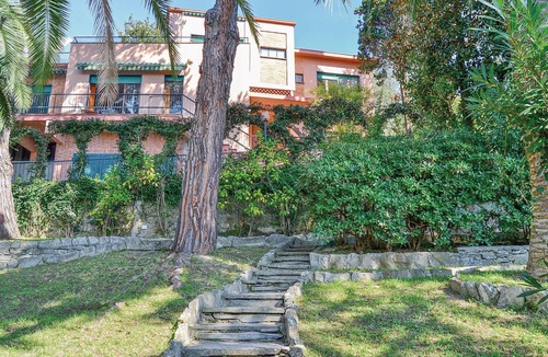 Zoagli House | Awesome home in Zoagli -GE- with house sea view
