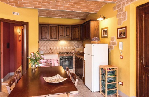 San Feliciano House | Awesome home in San Feliciano Sul T.PG