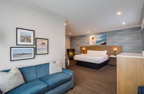 Moreno Valley Hotel | Ayres Hotel & Spa Moreno Valley
