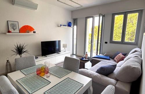 Torre del Mare Apartment | Azzurro Sea View Apartment with Parking and Balcony 5 min Walk to Beach