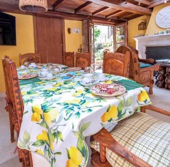 L'Aquila Bed & Breakfast | B&B BONE NOVELLE dimora storica palazzo zuzi