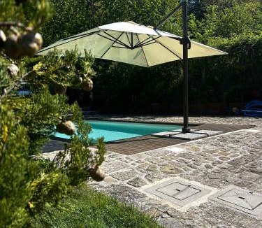 Vimignano-la Scola Bed & Breakfast | B&B Borgo Scola Paradise View