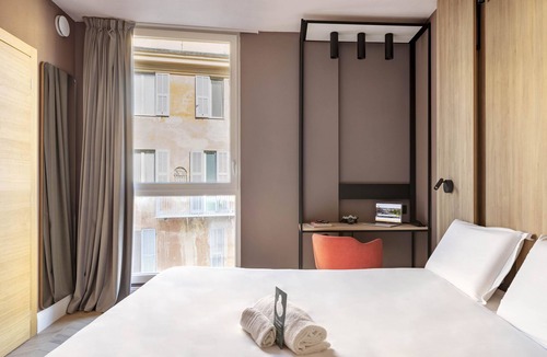 San Vincenzo Hotel | B&B Hotel Genova City Center